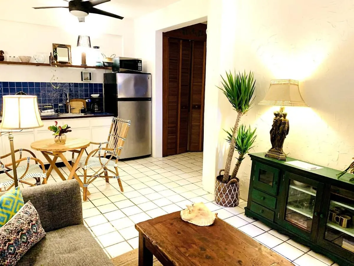 Holiday home Footprints Beach House At Yardley Place San Juan