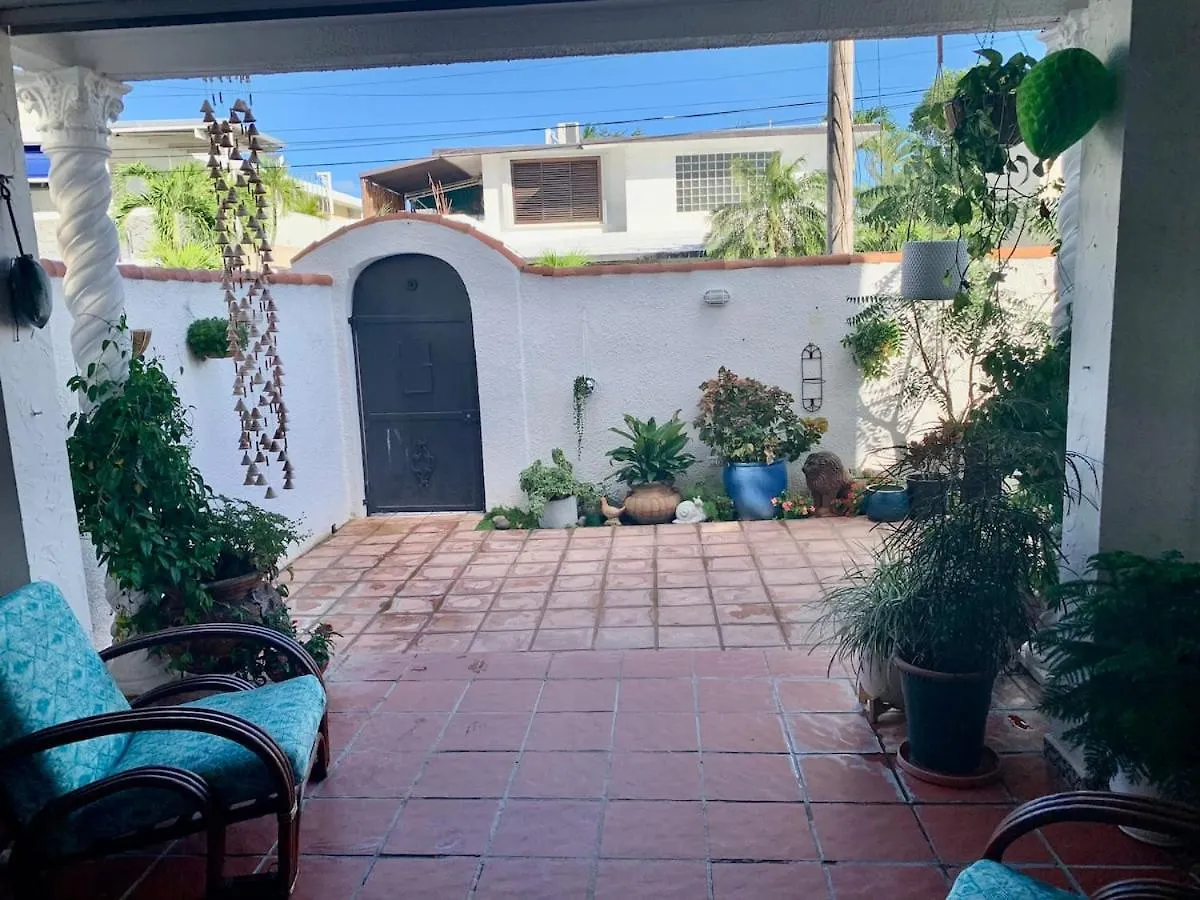 Holiday home Footprints Beach House At Yardley Place San Juan